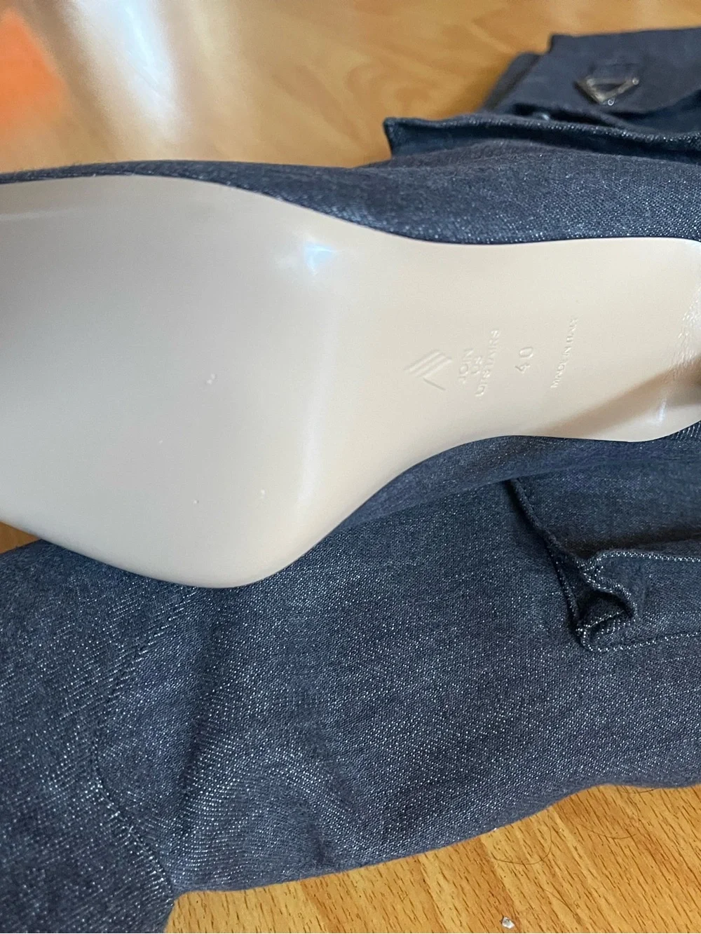 The Attico over knee